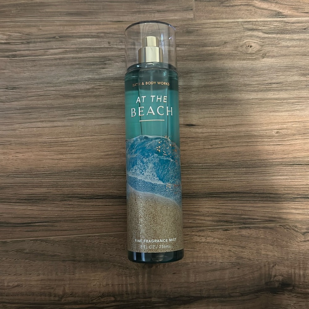 At the beach bath and body works spray